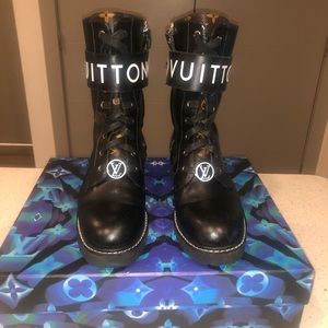 Size 8 Louis Vuitton combat boots